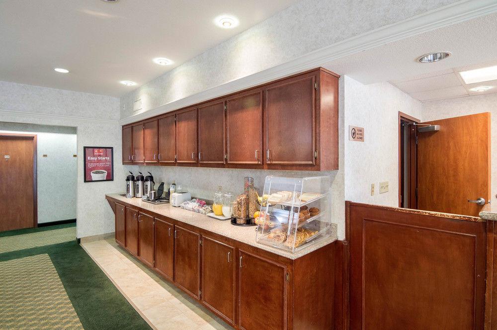 Econo Lodge Вітерфорд Екстер'єр фото