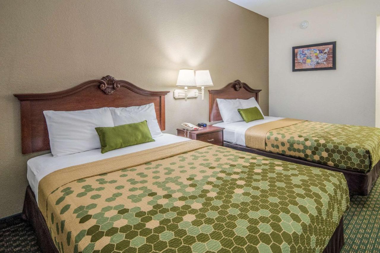 Econo Lodge Вітерфорд Екстер'єр фото