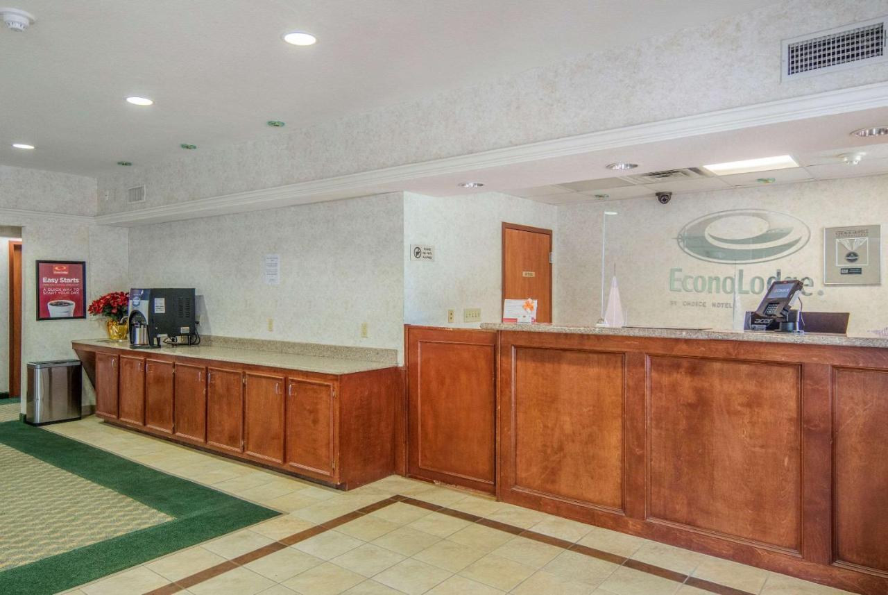 Econo Lodge Вітерфорд Екстер'єр фото